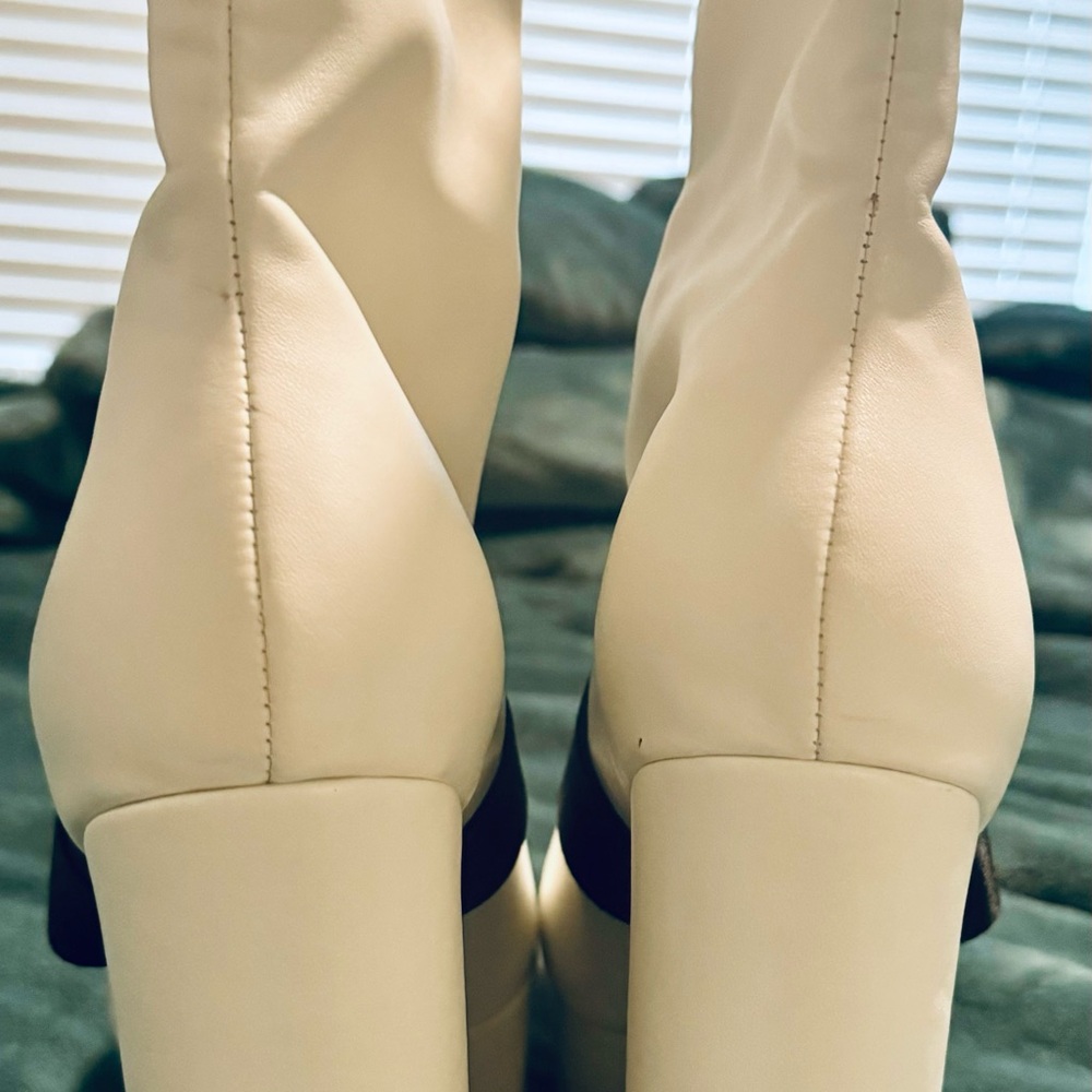 London Fog Chic White and Black Heeled Boots with Ankle Strap - Picture 4 of 12